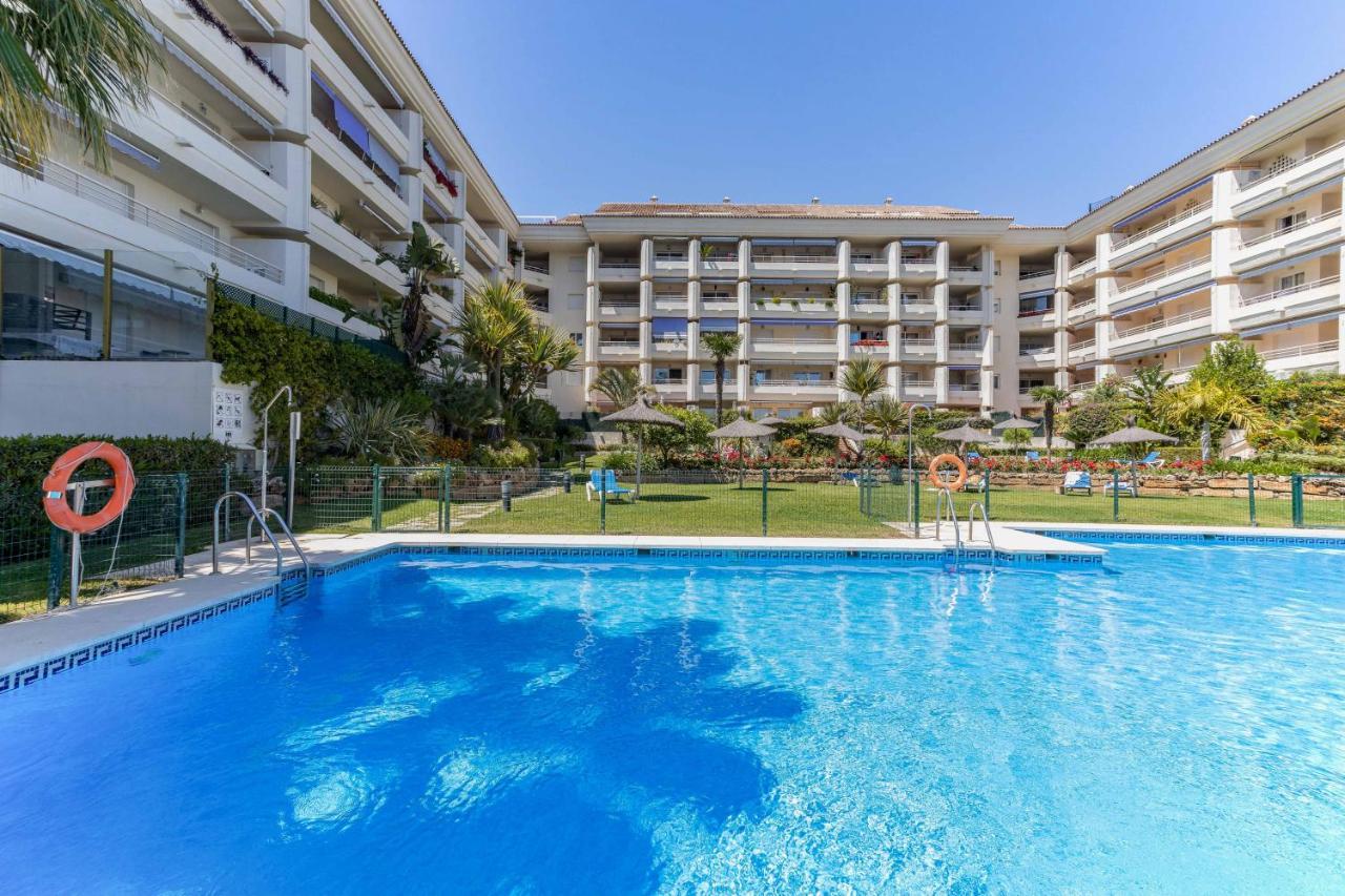 Oleholidays Costa Nagueles 2 Milla De Oro Marbella Exterior photo