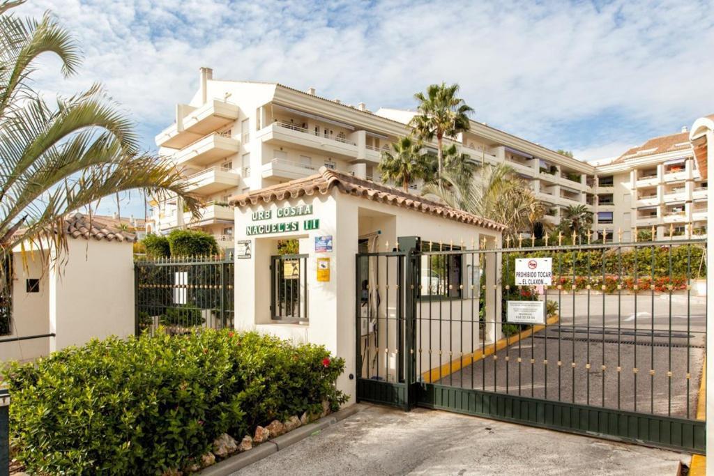 Oleholidays Costa Nagueles 2 Milla De Oro Marbella Exterior photo